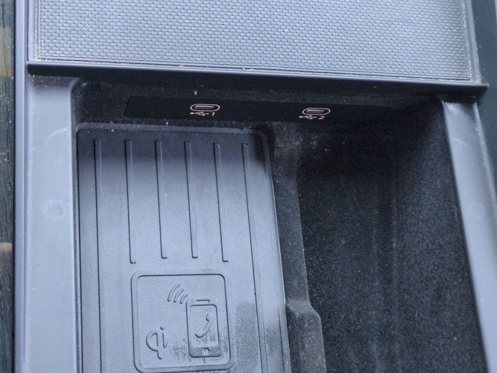 2021 Audi Q8 Premium Plus