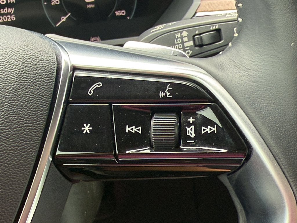 2019 Audi e-tron Prestige