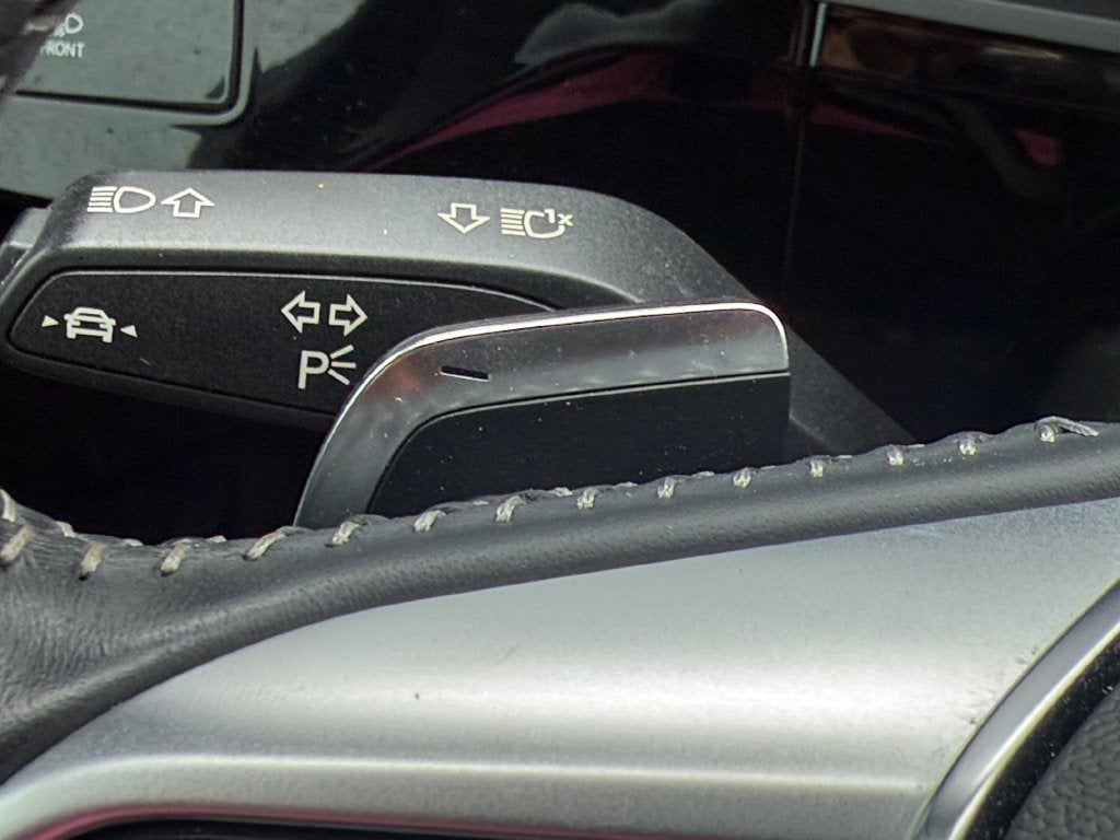 2019 Audi e-tron Prestige