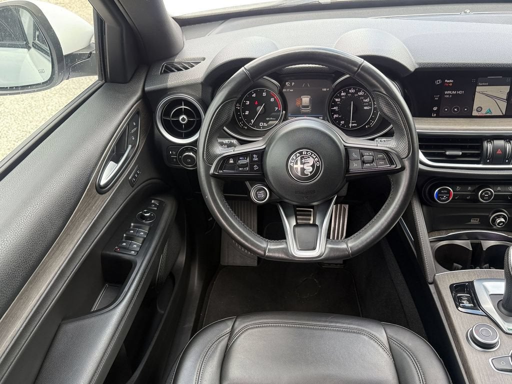 2023 Alfa Romeo Stelvio Ti