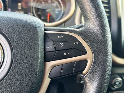 2018 Jeep Cherokee Latitude Tech Connect