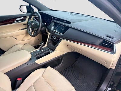 2017 Cadillac XT5 Luxury FWD