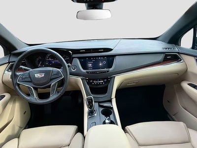 2017 Cadillac XT5 Luxury FWD