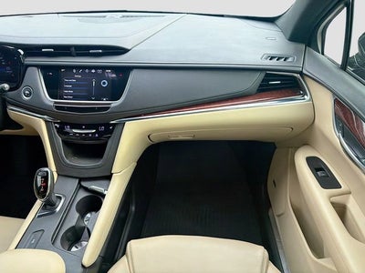 2017 Cadillac XT5 Luxury FWD