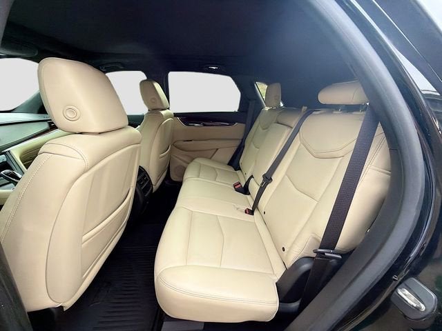 2017 Cadillac XT5 Luxury FWD