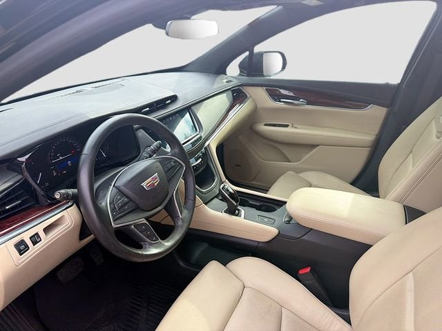 2017 Cadillac XT5 Luxury FWD
