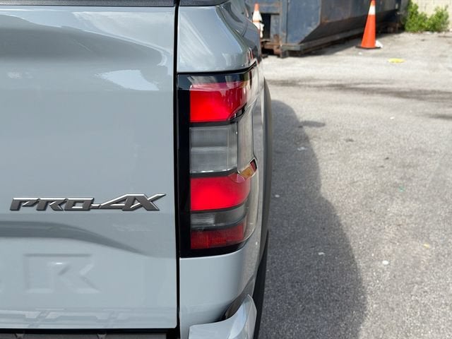 2022 Nissan Frontier Crew Cab PRO-4X 4x4