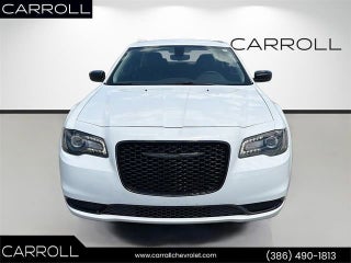 2023 Chrysler 300 Touring