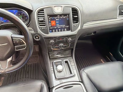 2021 Chrysler 300 Touring L