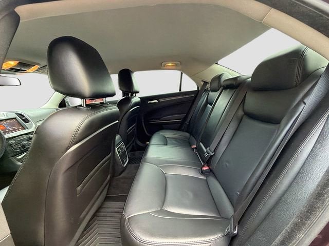 2021 Chrysler 300 Touring L