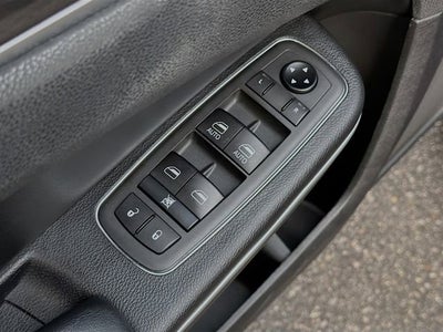 2021 Chrysler 300 Touring L