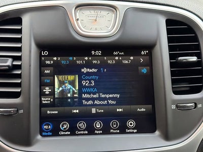 2021 Chrysler 300 Touring L