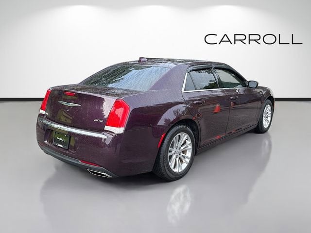 2021 Chrysler 300 Touring L