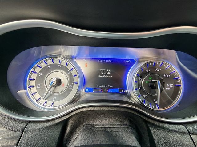 2021 Chrysler 300 Touring L