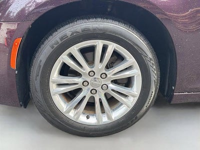 2021 Chrysler 300 Touring L