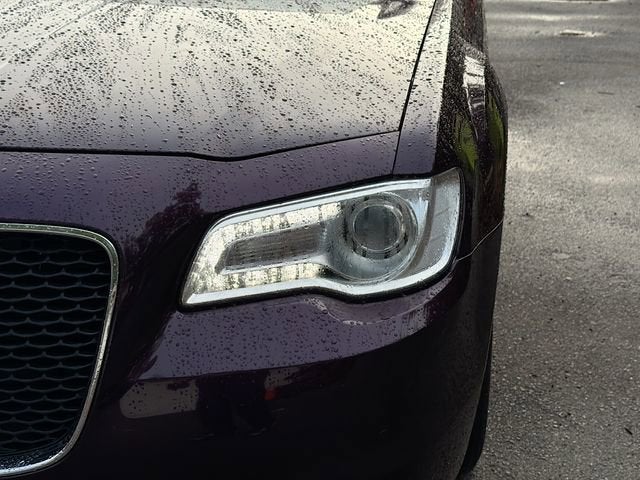 2021 Chrysler 300 Touring L