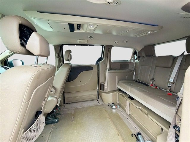 2015 Chrysler Town & Country Touring