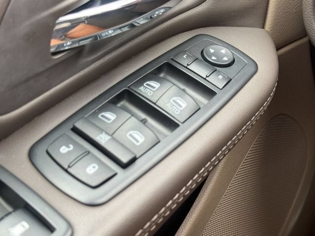 2014 Chrysler Town & Country Touring-L