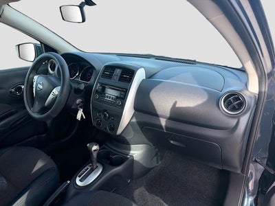 2015 Nissan Versa SV