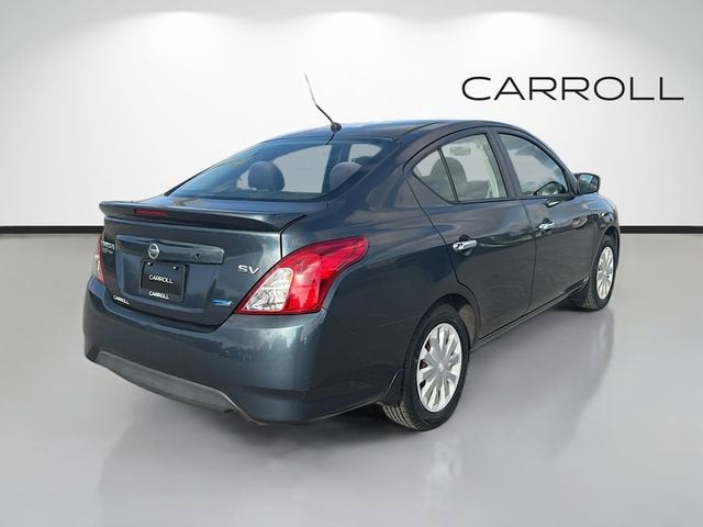 2015 Nissan Versa SV