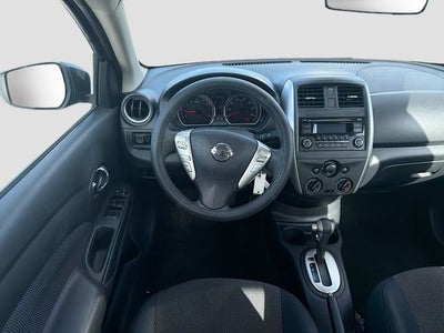 2015 Nissan Versa SV