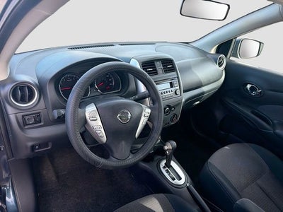 2015 Nissan Versa SV