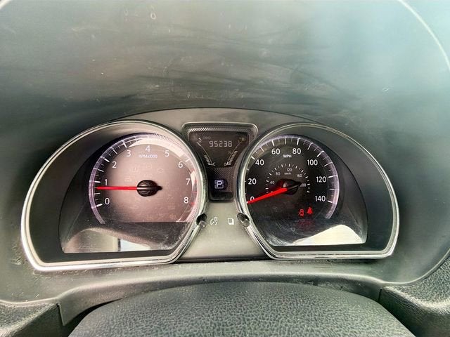 2015 Nissan Versa SV