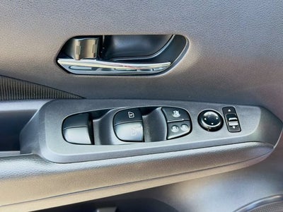 2023 Nissan Kicks SV Xtronic CVT