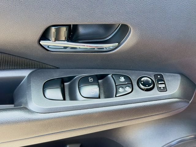 2023 Nissan Kicks SV Xtronic CVT