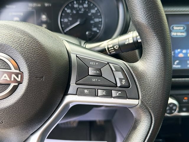 2023 Nissan Kicks SV Xtronic CVT