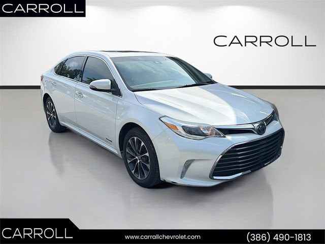 2018 Toyota Avalon XLE Plus Hybrid's photo