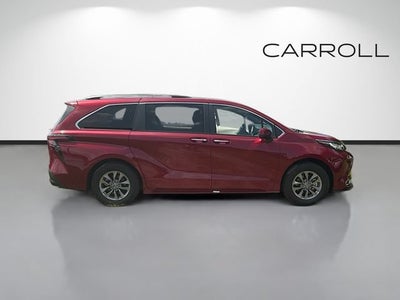 2022 Toyota Sienna XLE