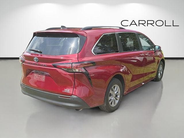2022 Toyota Sienna XLE