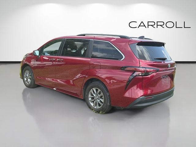 2022 Toyota Sienna XLE