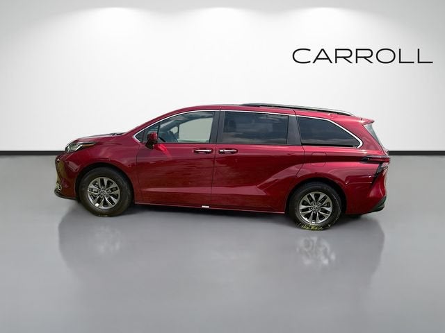 2022 Toyota Sienna XLE
