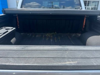2017 Toyota Tundra SR5 5.7L V8