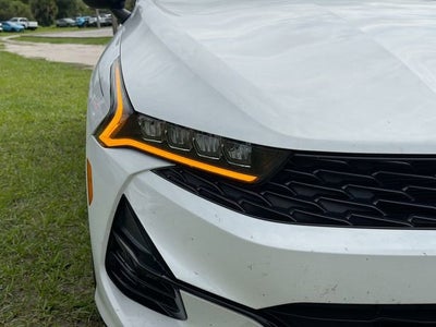 2022 Kia K5 GT-Line