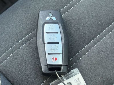 2023 Mitsubishi Outlander SE 2.5 2WD