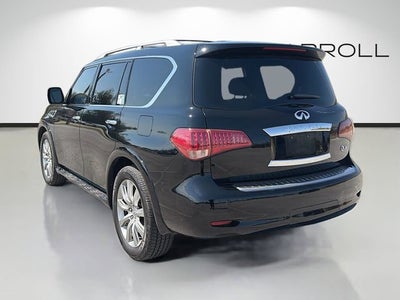 2012 INFINITI QX56 8-passenger