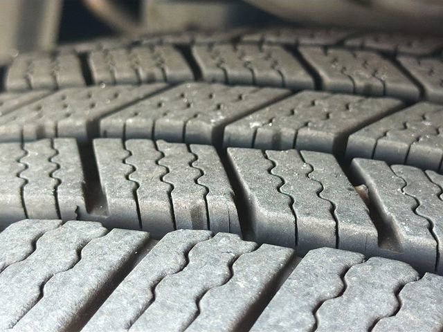 2012 INFINITI QX56 8-passenger