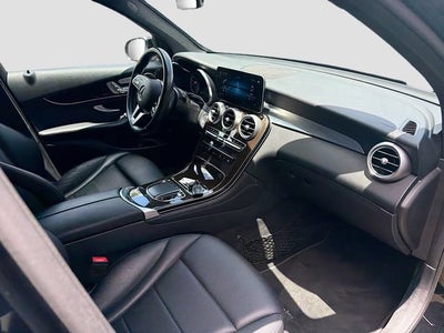 2020 Mercedes-Benz GLC 300 GLC 300