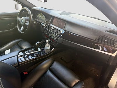 2015 BMW 5 Series 550i