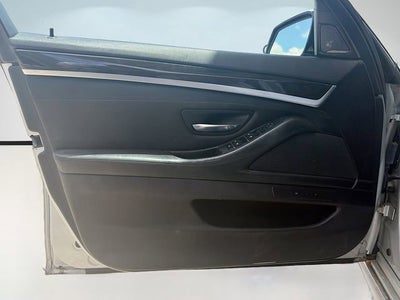 2015 BMW 5 Series 550i
