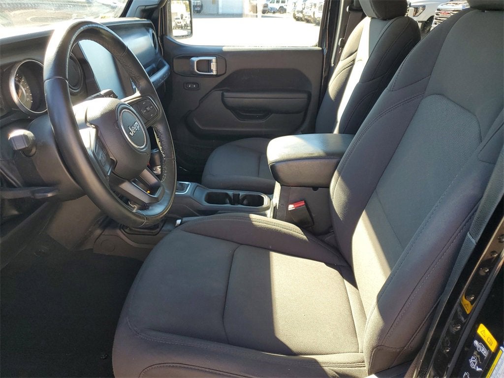 2022 Jeep Wrangler Unlimited Sport