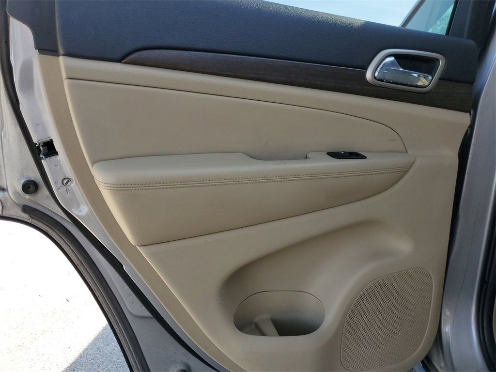 2017 Jeep Grand Cherokee Laredo