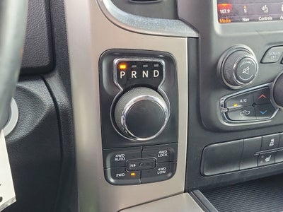 2018 RAM 1500 Big Horn Crew Cab 4x4 5'7" Box