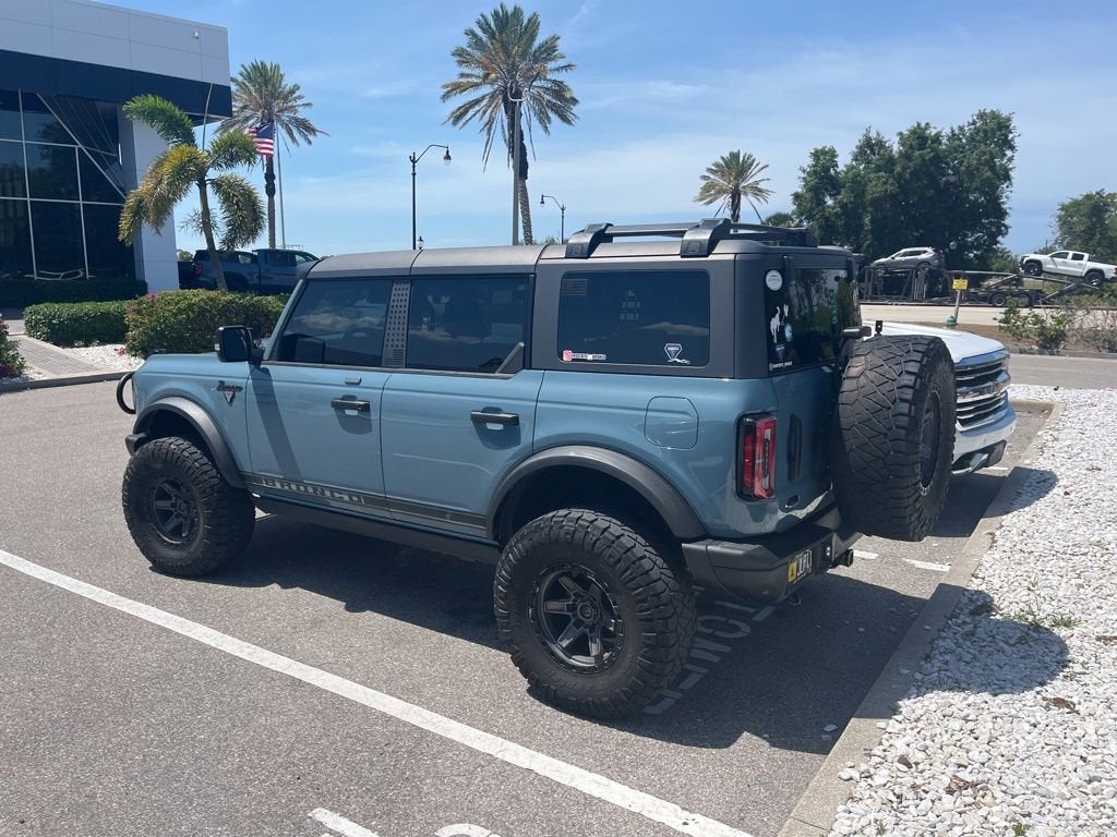 2023 Ford Bronco Base