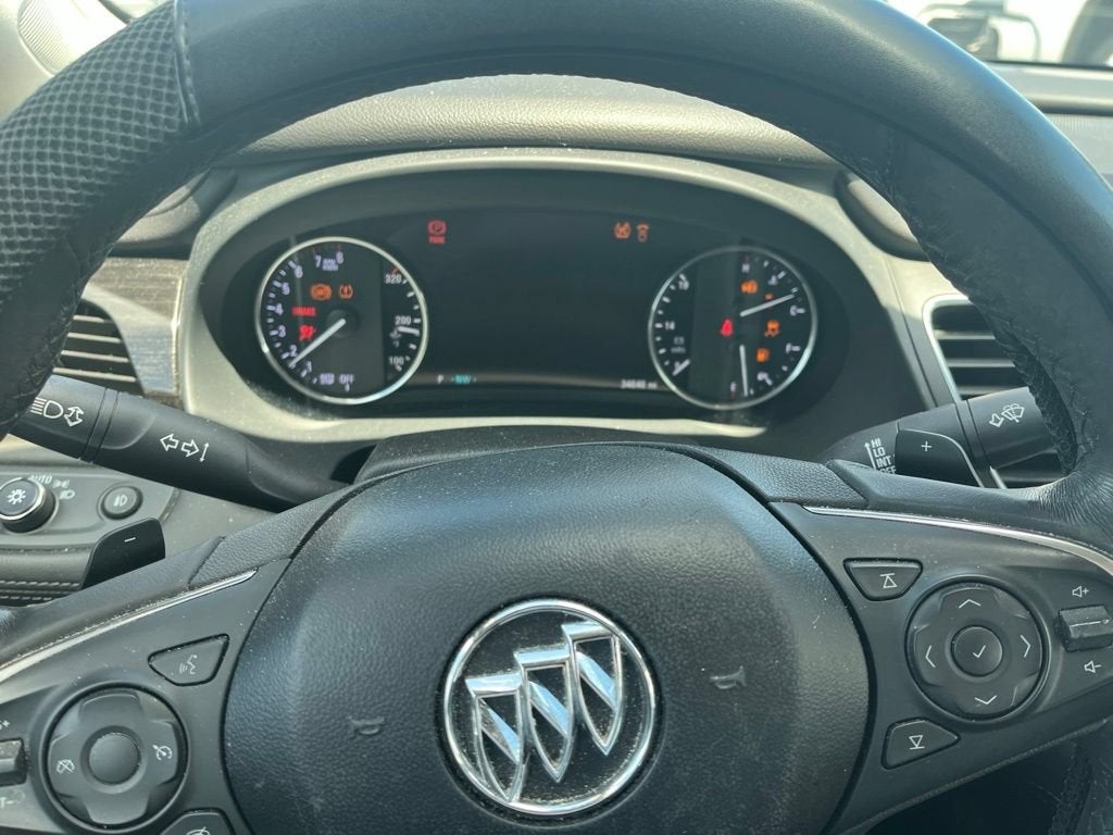 2017 Buick LaCrosse Essence