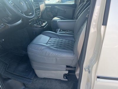 2025 Chevrolet Express Cargo WT