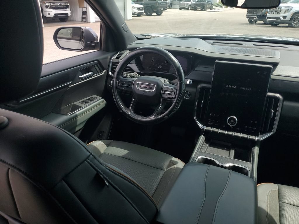 2025 GMC Acadia AT4